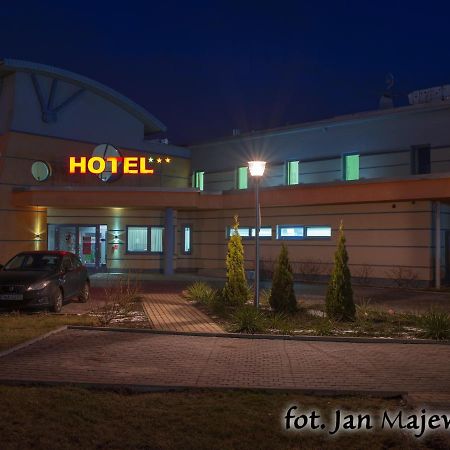 Majewski Hotel & Spa 马尔堡 外观 照片