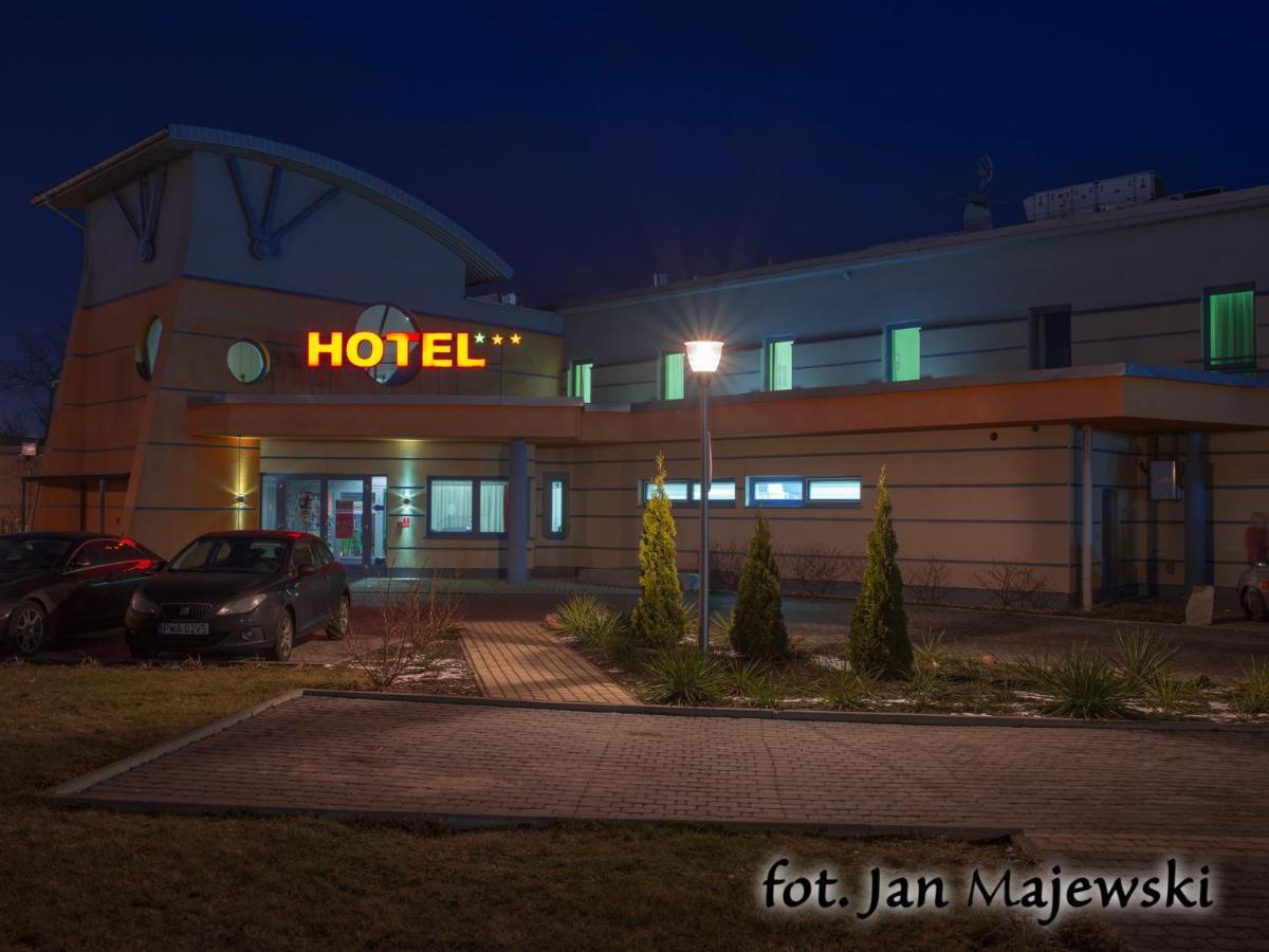 Majewski Hotel & Spa 马尔堡 外观 照片